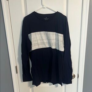 USED AEO Navy Long Sleeve Shirt Size XL